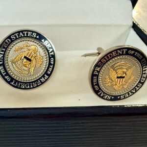 Presidential Seal Cufflinks - Gold and Silver